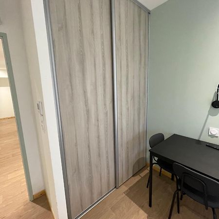 Le Salvador - Appart'Hotel De 18M2 A 44M2 La Talaudiere Buitenkant foto