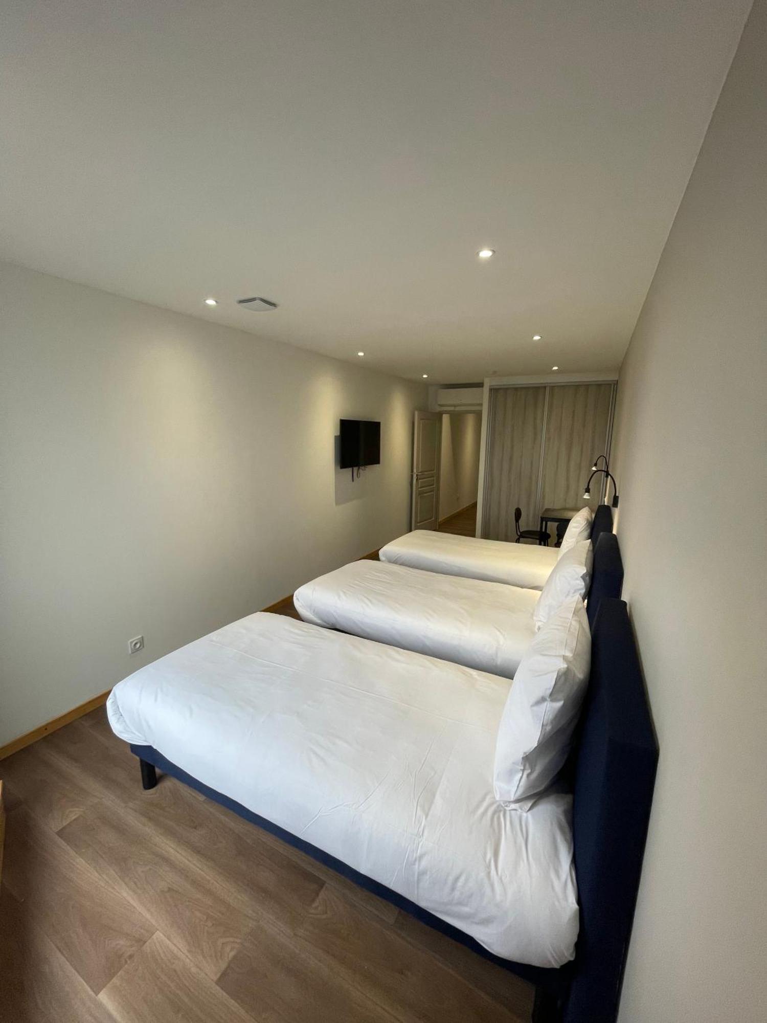 Le Salvador - Appart'Hotel De 18M2 A 44M2 La Talaudiere Buitenkant foto