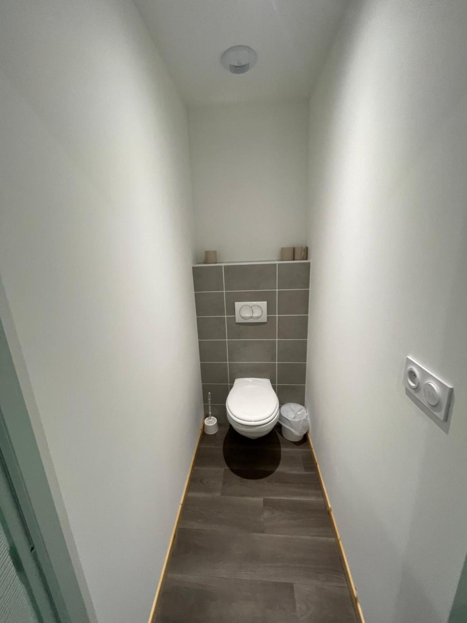 Le Salvador - Appart'Hotel De 18M2 A 44M2 La Talaudiere Buitenkant foto