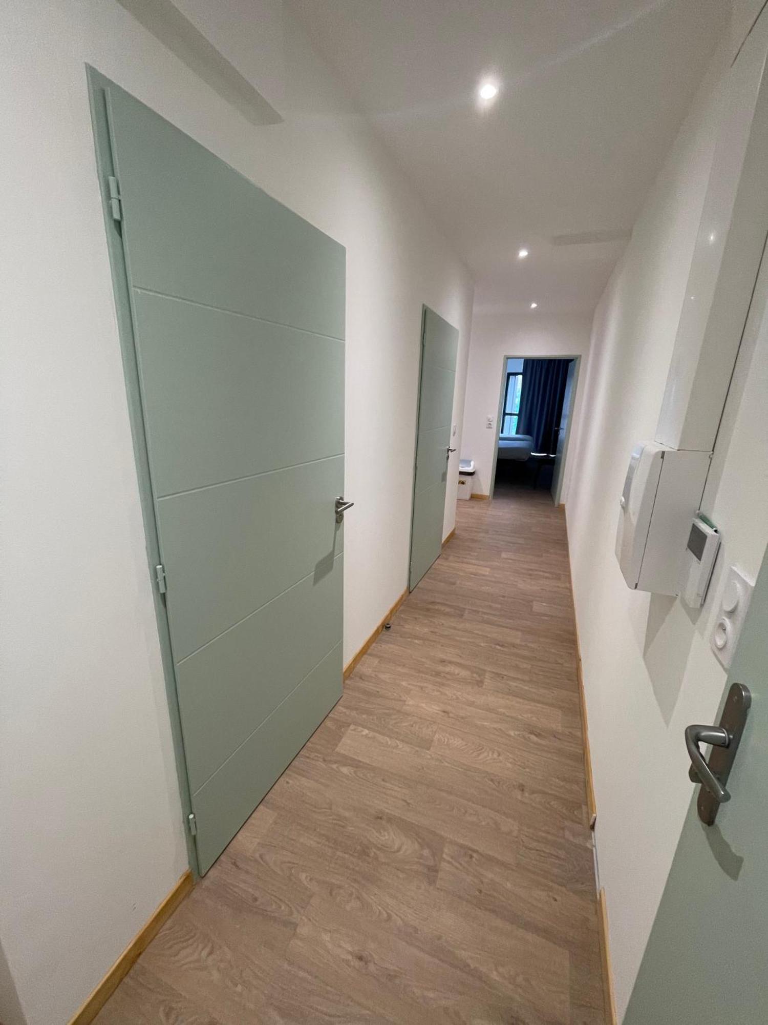 Le Salvador - Appart'Hotel De 18M2 A 44M2 La Talaudiere Buitenkant foto