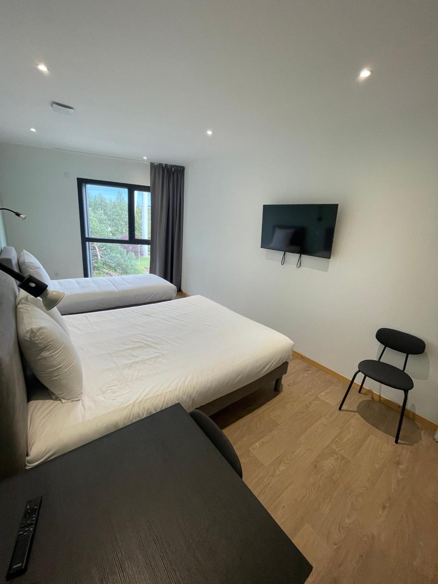 Le Salvador - Appart'Hotel De 18M2 A 44M2 La Talaudiere Buitenkant foto